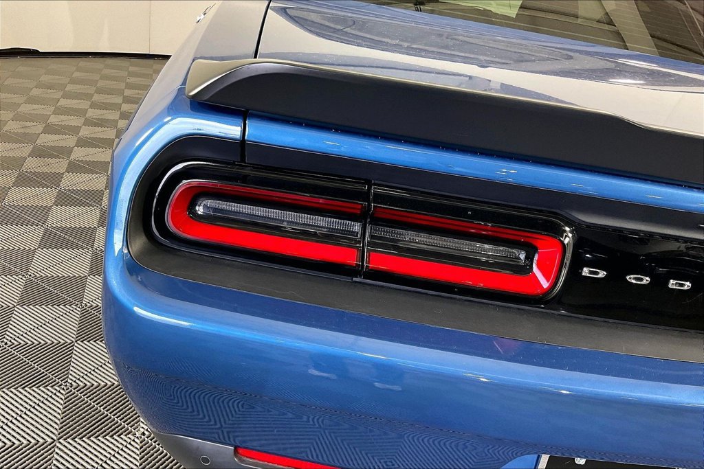 Used 2023 Dodge Challenger R/T RWD image 38