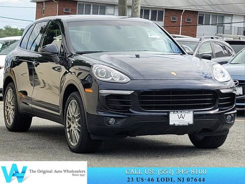 Used 2015 Porsche Cayenne S AWD/4WD image 1