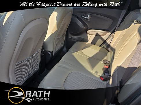 Used 2014 Hyundai Tucson SE image 15