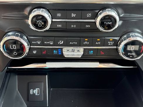 Certified 2021 Ford F150 Lariat w/ Equipment Group 502A High AWD/4WD image 34