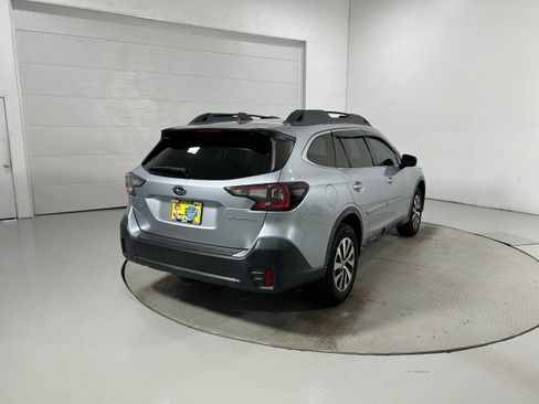 Used 2021 Subaru Outback Premium AWD/4WD image 37
