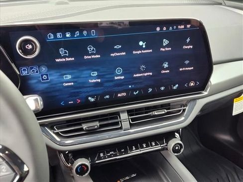 New 2026 Chevrolet Equinox EV RS image 12