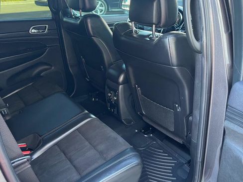 Used 2019 Jeep Grand Cherokee Altitude AWD/4WD image 17