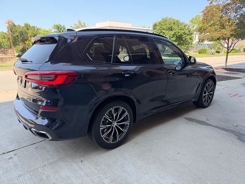 Used 2019 BMW X5 xDrive50i w/ M Sport Package AWD/4WD image 6