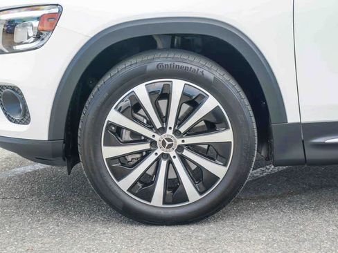 Used 2022 Mercedes-Benz GLB 250 image 10