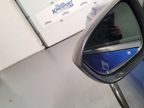 Used 2023 Nissan Rogue S image 16