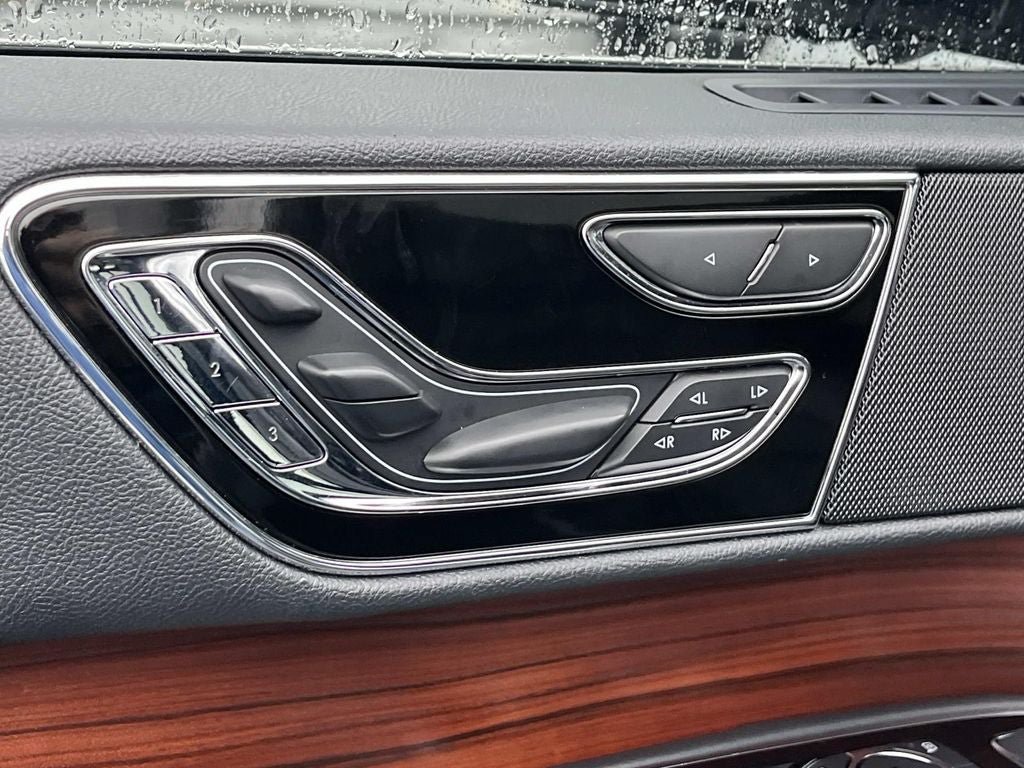 Used 2023 Lincoln Navigator Reserve AWD/4WD image 35