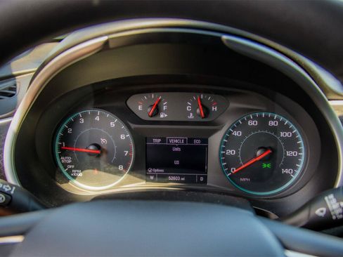 Used 2025 Chevrolet Malibu LT FWD image 11
