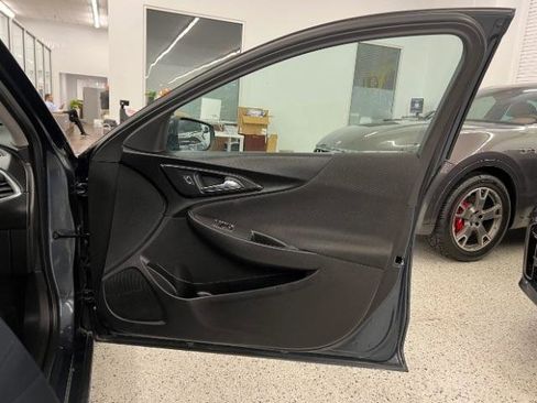 Used 2019 Chevrolet Malibu LT FWD image 22
