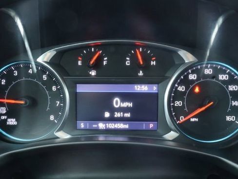 Used 2022 Chevrolet Equinox Premier image 11