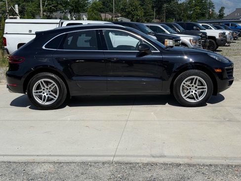 Used 2015 Porsche Macan S w/ Premium Package Plus AWD/4WD image 10