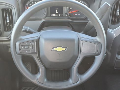 Used 2023 Chevrolet Silverado 1500 Custom image 15