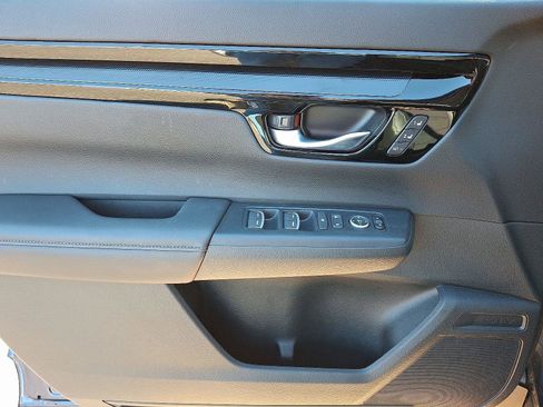 Used 2025 Honda CR-V EX-L image 12