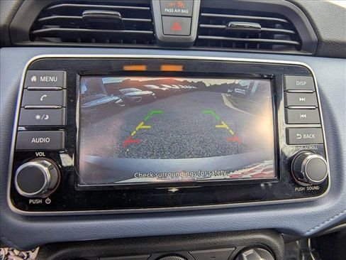 Used 2025 Nissan Versa SV image 19