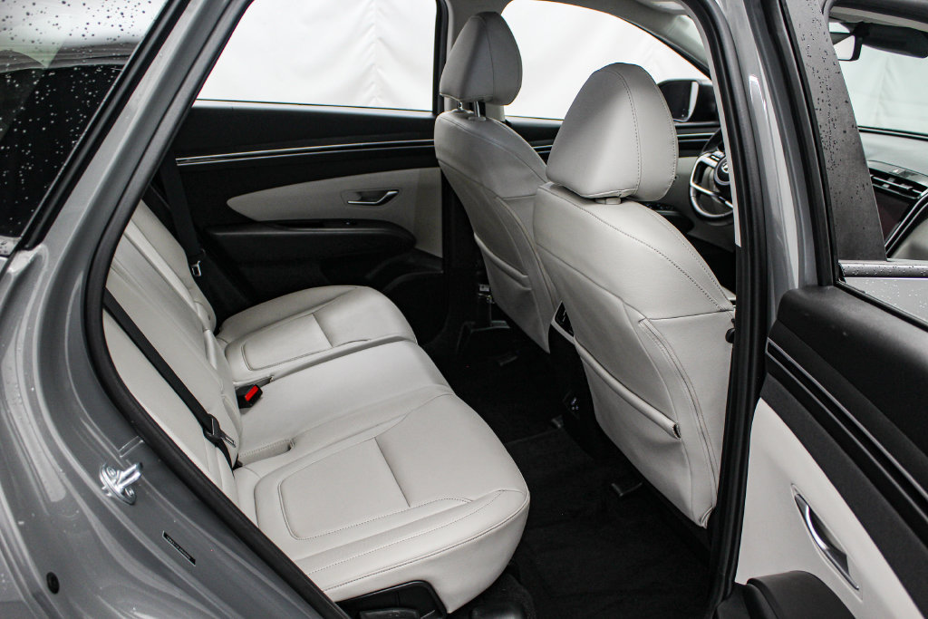 Used 2024 Hyundai Tucson SEL w/ Convenience Package AWD/4WD image 16