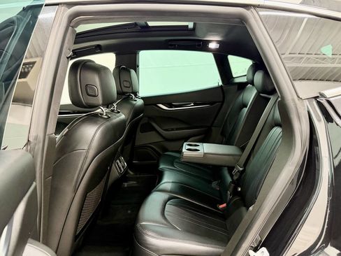 Used 2022 Maserati Levante GT image 32