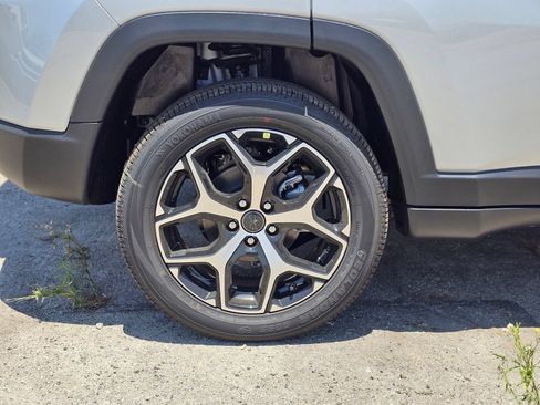 New 2026 Jeep Compass Limited AWD/4WD image 9