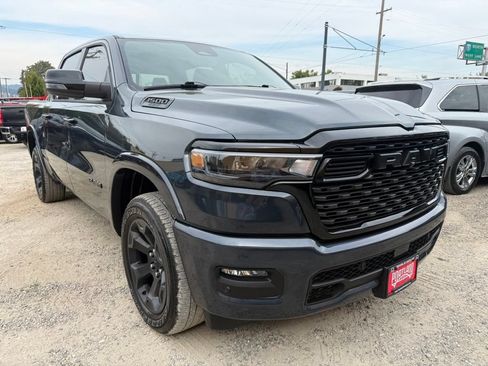 Used 2025 RAM 1500 Big Horn AWD/4WD image 2