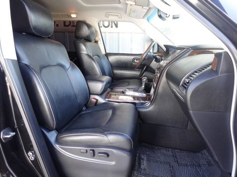 Used 2016 INFINITI QX80 Luxe w/ 22" Wheel Package image 18