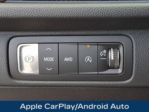 Used 2026 Chevrolet Traverse RS w/ LPO, Floor Liner Package AWD/4WD image 9