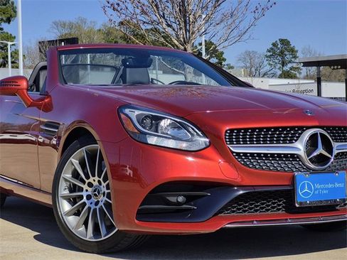 Certified 2019 Mercedes-Benz SLC 300 image 7
