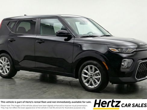 Used 2025 Kia Soul LX w/ LX Technology Package FWD image 1