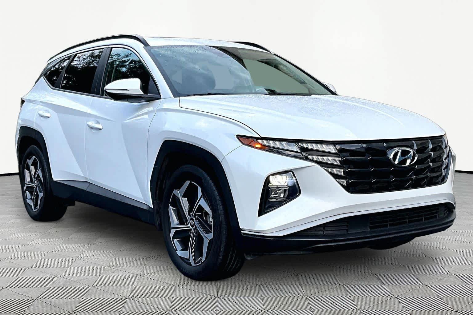 Used 2022 Hyundai Tucson SEL w/ Convenience Package FWD image 3