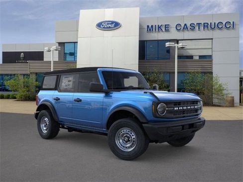 New 2025 Ford Bronco 4-Door image 7