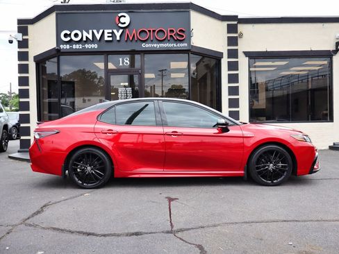 Used 2021 Toyota Camry XSE w/ Cold Weather Package FWD image 9