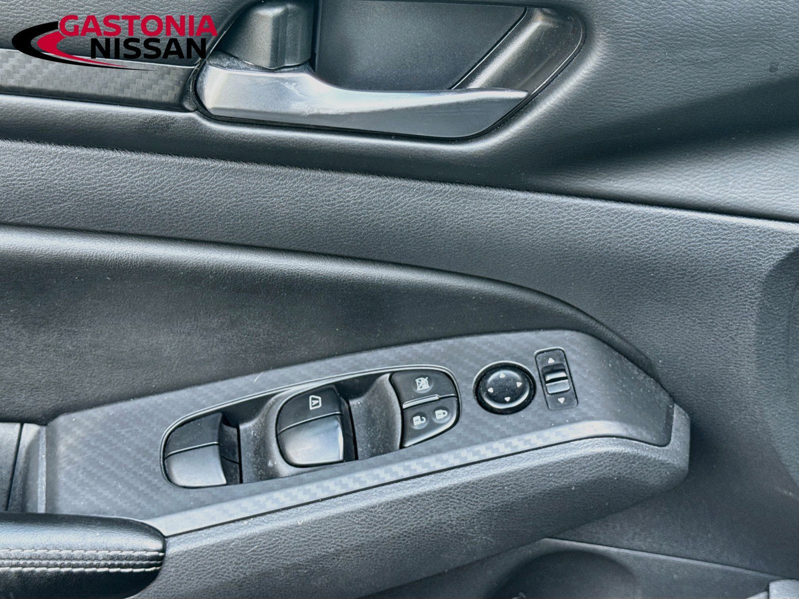 Used 2025 Nissan Altima 2.5 SV FWD image 23