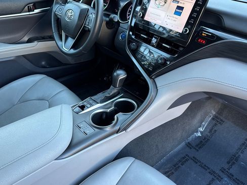Certified 2022 Toyota Camry XLE image 15