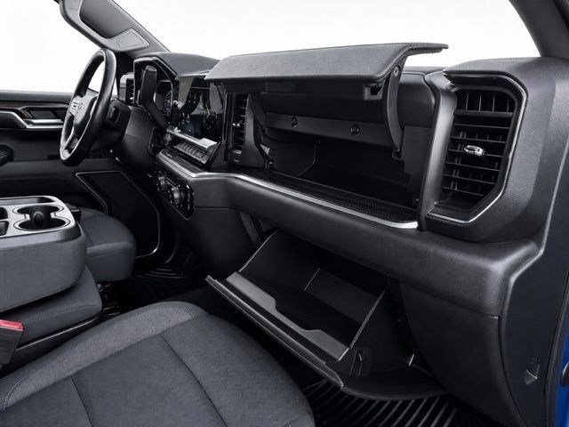 Used 2022 Chevrolet Silverado 1500 RST AWD/4WD image 29
