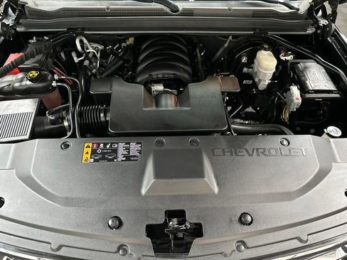 Used 2019 Chevrolet Tahoe LS AWD/4WD image 34