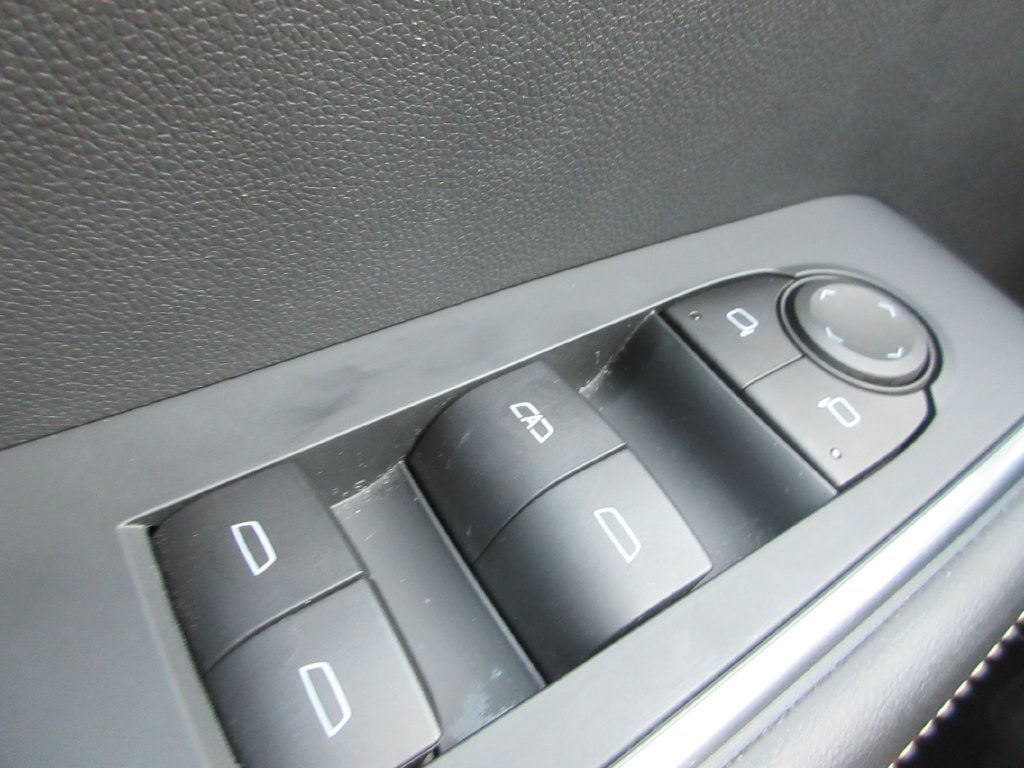 Certified 2024 GMC Acadia Elevation w/ Luxury Package FWD image 30