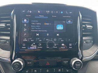 Used 2022 RAM 1500 Laramie video 3