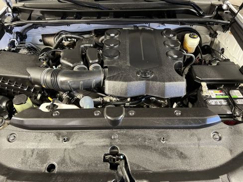 Used 2019 Toyota 4Runner SR5 image 26