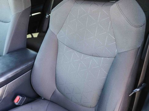 Certified 2023 Toyota RAV4 XLE FWD image 31