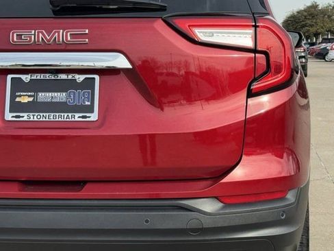 Used 2023 GMC Terrain SLE w/ Driver Convenience Package image 8