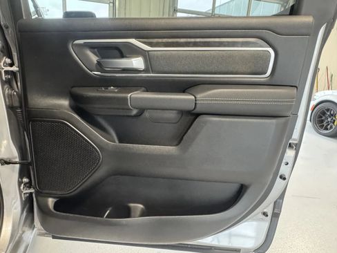 Used 2022 RAM 1500 Big Horn AWD/4WD image 17