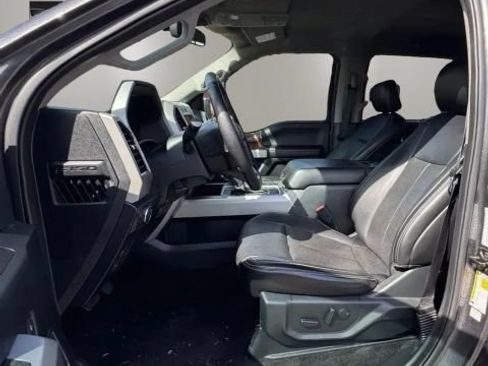 Used 2019 Ford F150 Lariat w/ FX4 Off-Road Package AWD/4WD image 10