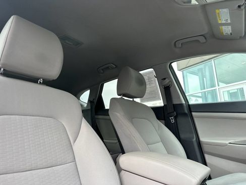 Used 2019 Hyundai Tucson Sport FWD image 18