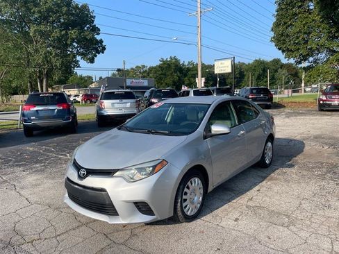 Used 2014 Toyota Corolla LE FWD image 1