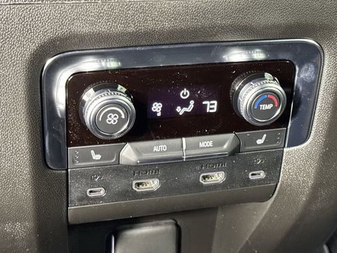 New 2026 GMC Yukon Elevation w/ Elevation Premium Package image 23