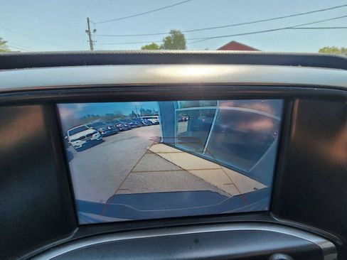 Used 2018 Chevrolet Silverado 1500 LT w/ All Star Edition AWD/4WD image 17