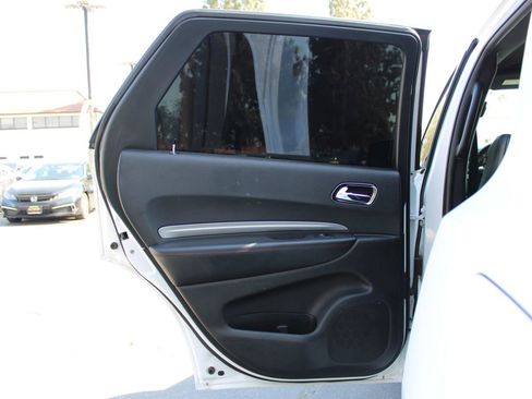 Used 2018 Dodge Durango R/T w/ Blacktop Package RWD image 13