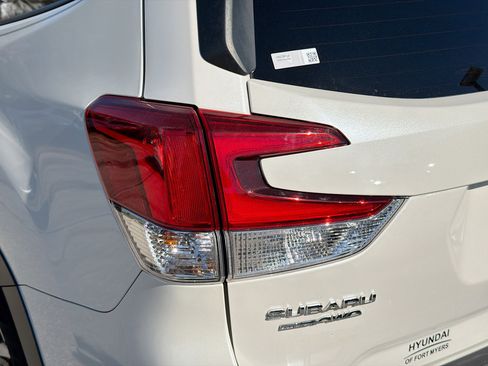 Used 2020 Subaru Forester Premium image 10