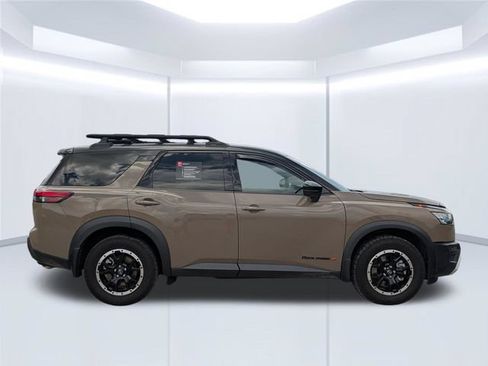 Used 2024 Nissan Pathfinder Rock Creek AWD/4WD image 7