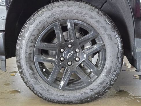 Used 2024 Chevrolet Silverado 1500 RST w/ Protection Package AWD/4WD image 10