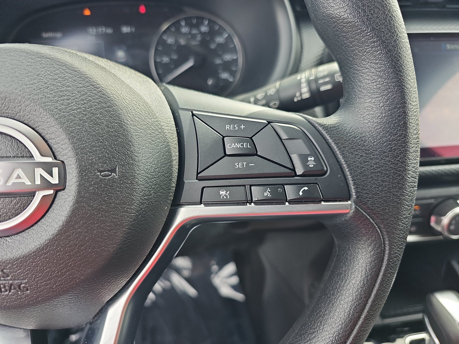 Used 2024 Nissan Kicks SV FWD image 15