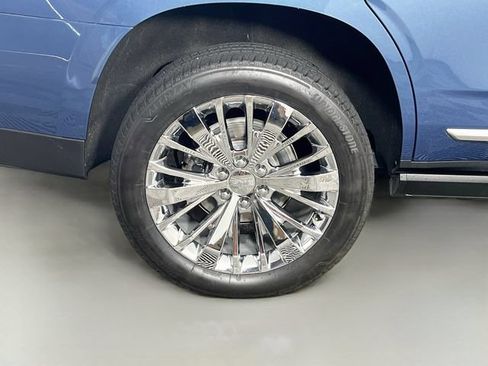 Used 2025 GMC Yukon Denali w/ Sun & Power Step Package AWD/4WD image 40